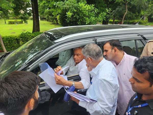 300-77-1753771854-740226-khaskhabar