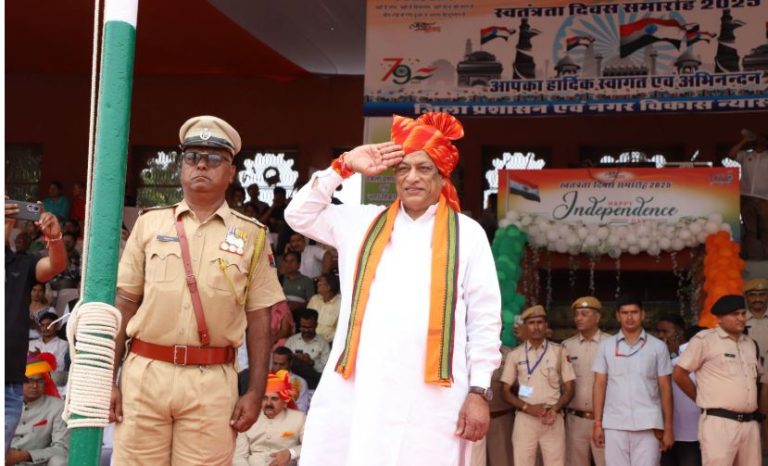 19-76-1755258979-744723-khaskhabar