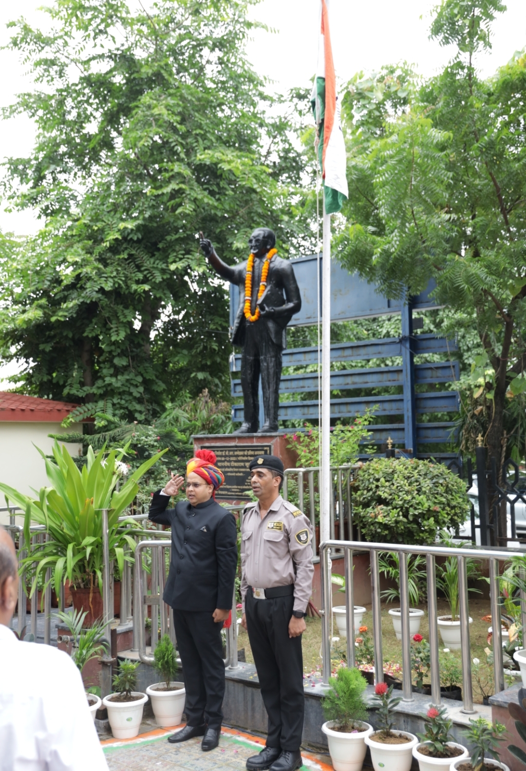 Screenshot_2025-08-15-13-31-05-468-edit_com.android.chrome