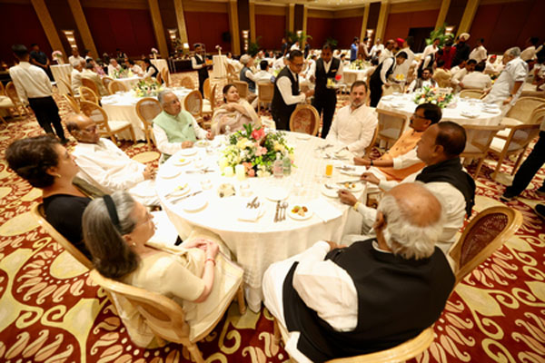 dinner011-27-1754966245-743672-khaskhabar